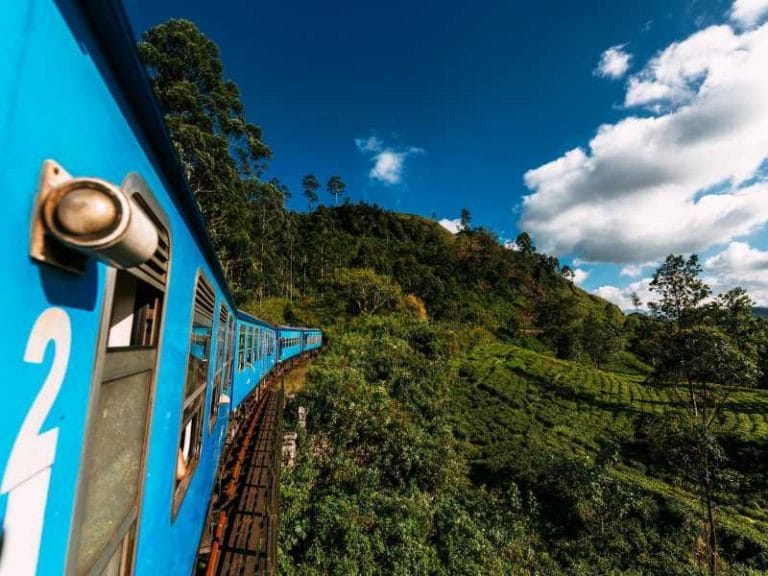 book train tickets in sri lanka via magical isle holidays